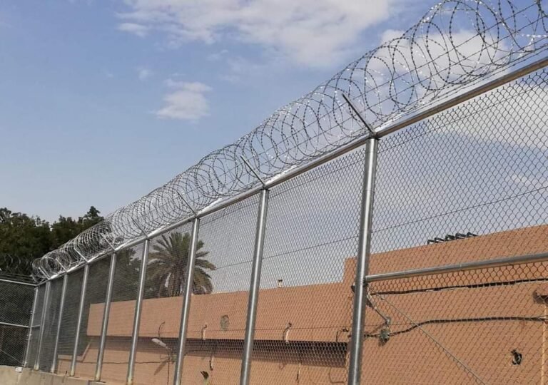 تركيب سياجات أمنية في السعودية